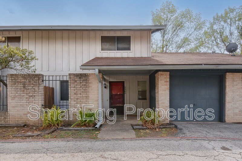 5905 Little Creek Trail in Austin, TX - Building Photo
