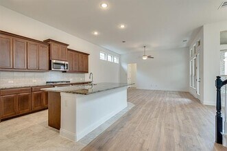 741 Waterbrook Pkwy in Argyle, TX - Building Photo - Building Photo