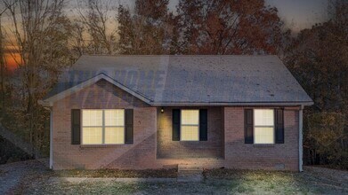 1352 Chucker Dr in Clarksville, TN - Building Photo - Building Photo