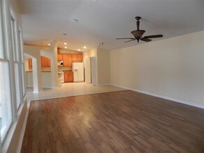 1047 Pk Vw Dr in Tallahassee, FL - Building Photo - Building Photo