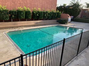 7740 Margerum Ave, Unit 210 in San Diego, CA - Building Photo - Building Photo