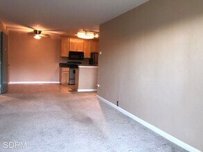 1885 Diamond St in San Diego, CA - Building Photo - Building Photo