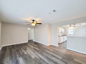 4817 Lawndale St in La Marque, TX - Building Photo - Building Photo