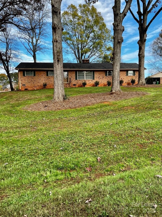 property at 1600 Plumcrest Dr