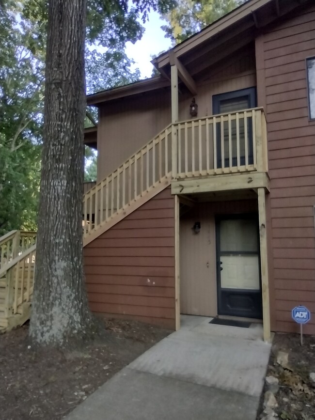 property at 1445 Riverwood Ct