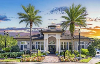 MAA Magnolia Parke in Gainesville, FL - Foto de edificio - Building Photo