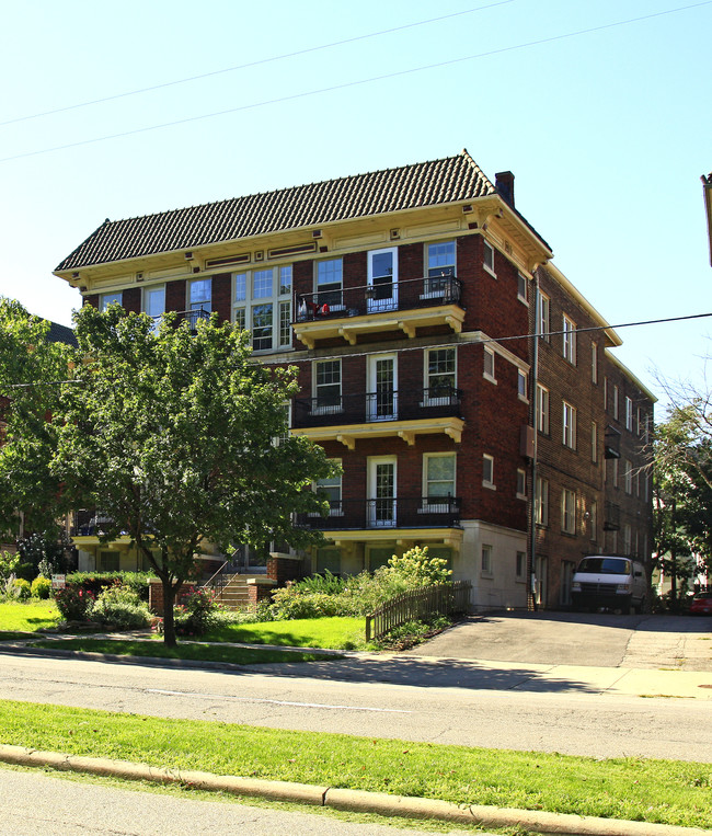 14146 Superior Rd in Cleveland, OH - Building Photo - Building Photo