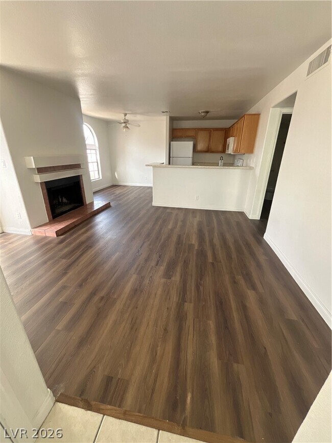 2963 Juniper Hills Blvd in Las Vegas, NV - Building Photo - Building Photo