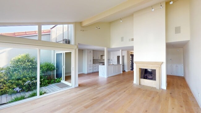 property at 23 Catspaw Cape