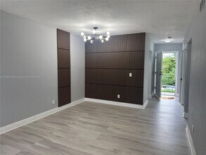 13984 NE 2nd Ct in Miami, FL - Building Photo - Building Photo