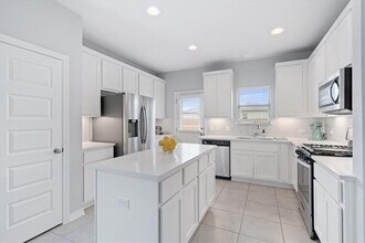 524 Rearing Mare Pass in Georgetown, TX - Building Photo - Building Photo