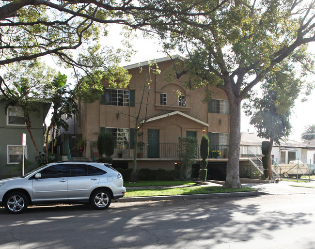 542 N Shelton St in Burbank, CA - Building Photo - Building Photo