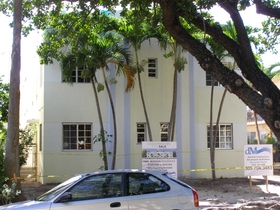 1045 Meridian in Miami Beach, FL - Building Photo