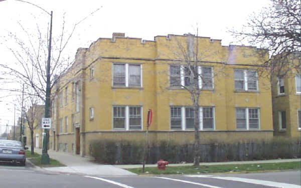 3335 N Laramie Ave in Chicago, IL - Building Photo