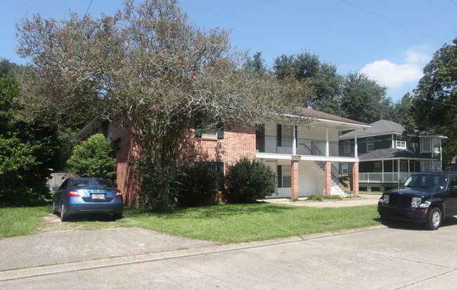 Westmoor Apartments in Baton Rouge, LA - Building Photo - Building Photo