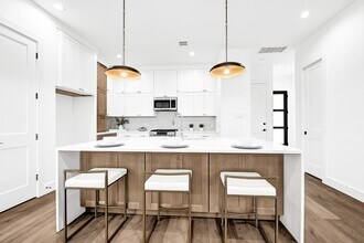 2034 Thonig Rd in Houston, TX - Building Photo - Building Photo