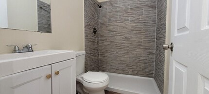 4835 N 15th St in Philadelphia, PA - Building Photo - Building Photo