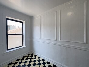 3308 W Schubert Ave in Chicago, IL - Building Photo - Building Photo