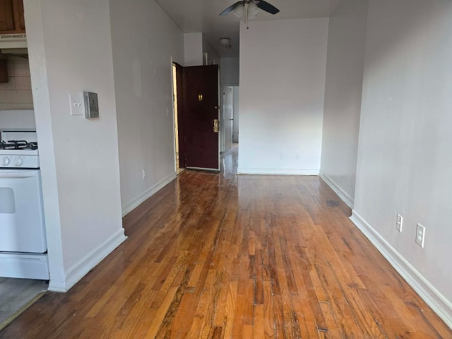 15 E 126th St, Unit 3 in New York, NY - Building Photo - Building Photo