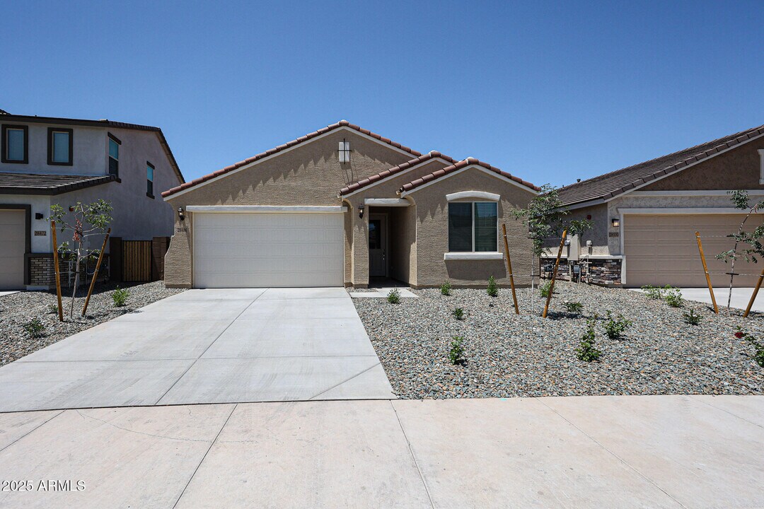 28486 N 134th Ave in Peoria, AZ - Building Photo