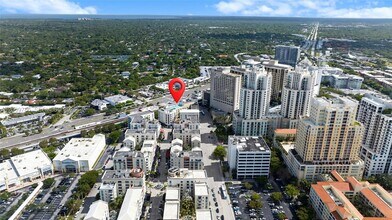 7266 SW 88th St, Unit A403 in Miami, FL - Building Photo - Building Photo