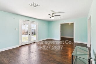 4 Bradley Pl in Kenner, LA - Building Photo - Building Photo