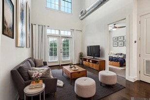 333 E Boyd Dr in Baton Rouge, LA - Building Photo