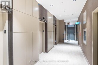 10 Honeycrisp Cres in Vaughan, ON - Building Photo - Building Photo