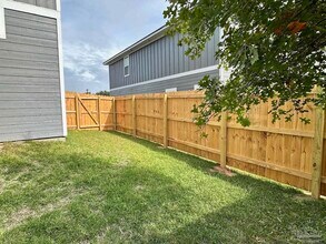 4798 Tenpence Dr in Pace, FL - Building Photo - Building Photo