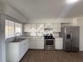 6714 Elk Lake Dr in San Antonio, TX - Building Photo - Building Photo