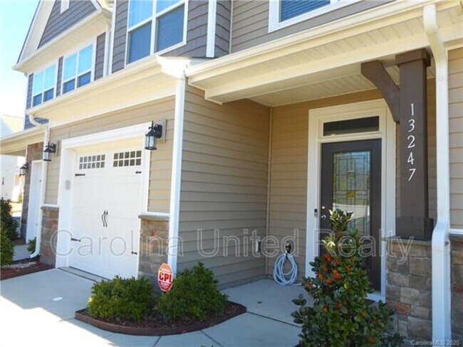 13247 Savannah Point Dr in Charlotte, NC - Building Photo - Building Photo