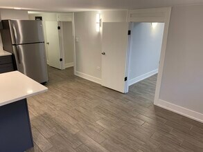 3050 N Clifton Ave in Chicago, IL - Building Photo - Building Photo