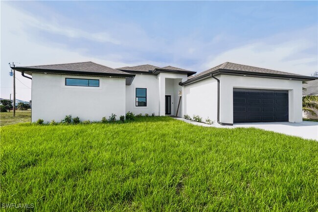 4521 NW 34th St in Cape Coral, FL - Building Photo - Building Photo