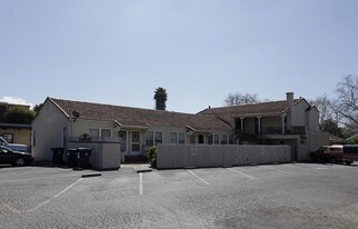 37235 Niles Blvd in Fremont, CA - Building Photo