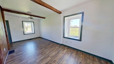 919 Round Hill Rd in East Berlin, PA - Building Photo - Building Photo