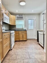 2322 S Hutchinson St in Philadelphia, PA - Building Photo - Building Photo