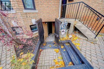 39a Lippincott St E in Toronto, ON - Building Photo - Building Photo