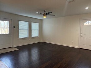 511 Wood Dr in Gunter, TX - Building Photo - Building Photo