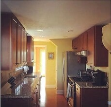 129 Orvilton Dr in Syracuse, NY - Foto de edificio - Building Photo