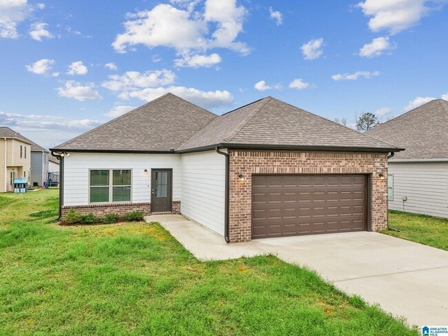61 Victor Dr in Jasper, AL - Building Photo - Building Photo