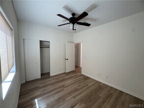 4263 E Medicine Bend Rd in Kingman, AZ - Building Photo - Building Photo