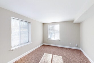 Knights Bridge II in Burtonsville, MD - Building Photo - Interior Photo