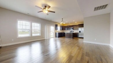 1318 Myrtle Beach Ave in Champaign, IL - Building Photo - Building Photo