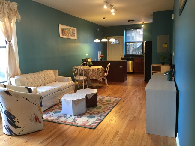 5223 S Drexel Ave, Unit 2N in Chicago, IL - Building Photo - Building Photo