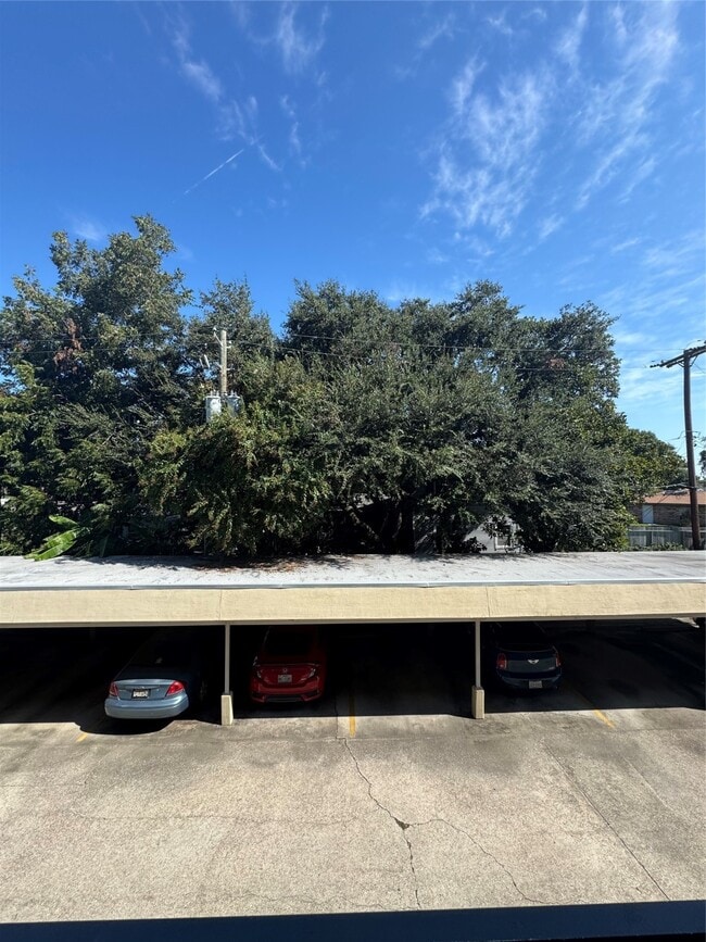 property at 921 Marine Dr