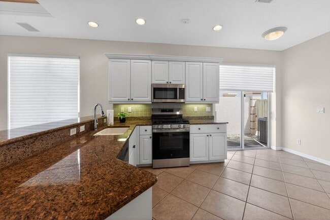 118 Padova Way in Nokomis, FL - Building Photo - Building Photo