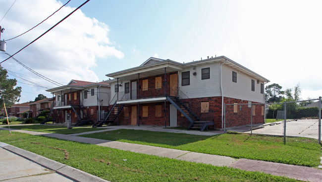 1500-1512 Hendee St in New Orleans, LA - Foto de edificio - Building Photo