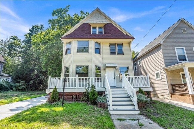 property at 1344 E 112th St