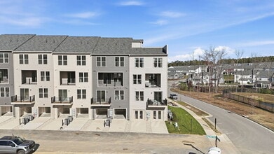 6919 Cosby Vlg Ter in Chesterfield, VA - Building Photo - Building Photo