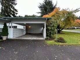 14264-14264 SW 114th Ave in Portland, OR - Building Photo